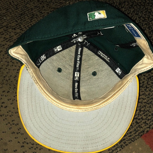 New Era A’s hat - Picture 6 of 6